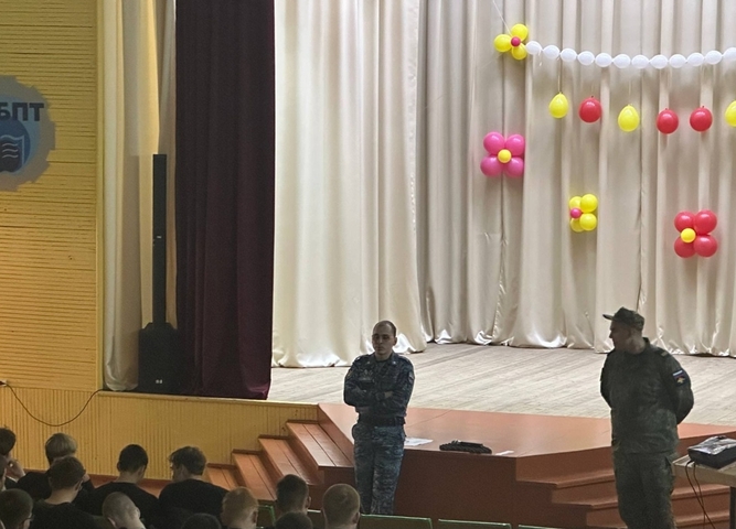 встреча обучающихся с представителем 12 ГУМО младшим сержантом Носоновым Виктором Сергеевичем